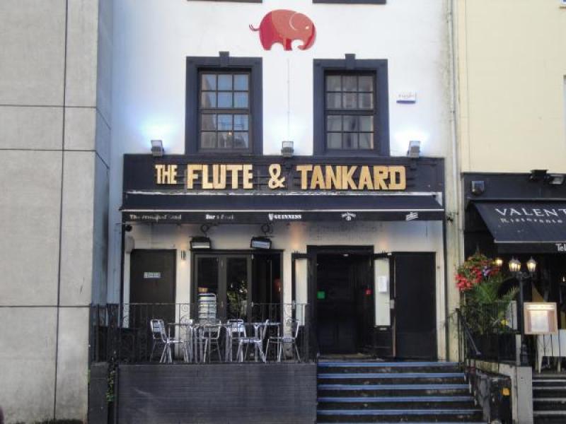 CAR-454-36600-flute-tankard-cardiff