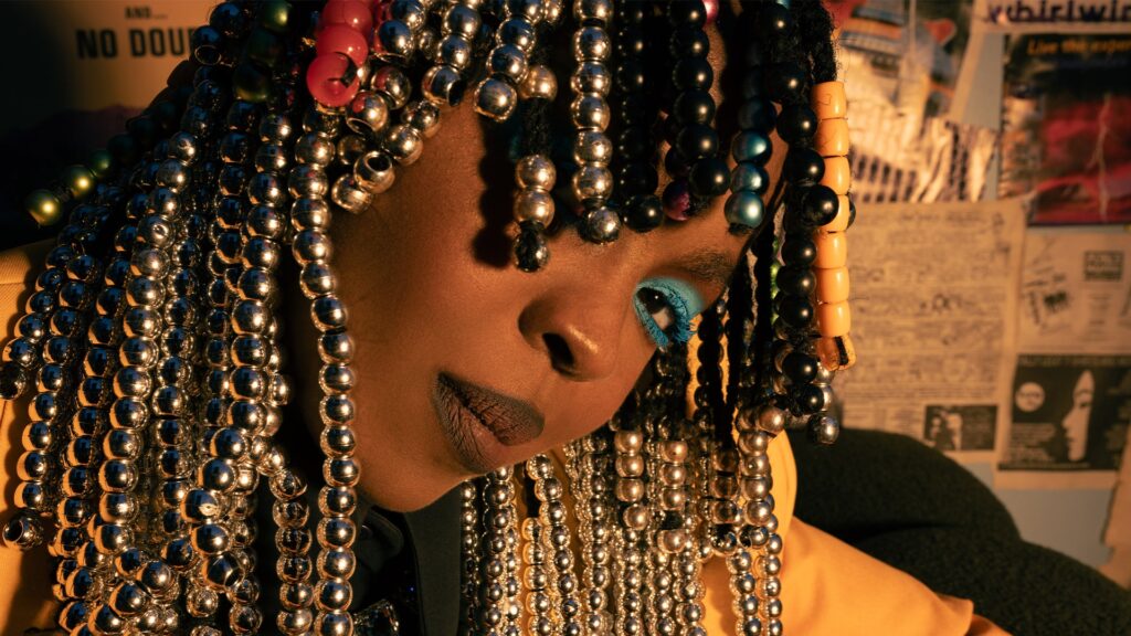 e6de5043-5fd8-423c-9f85-394eac2e3299