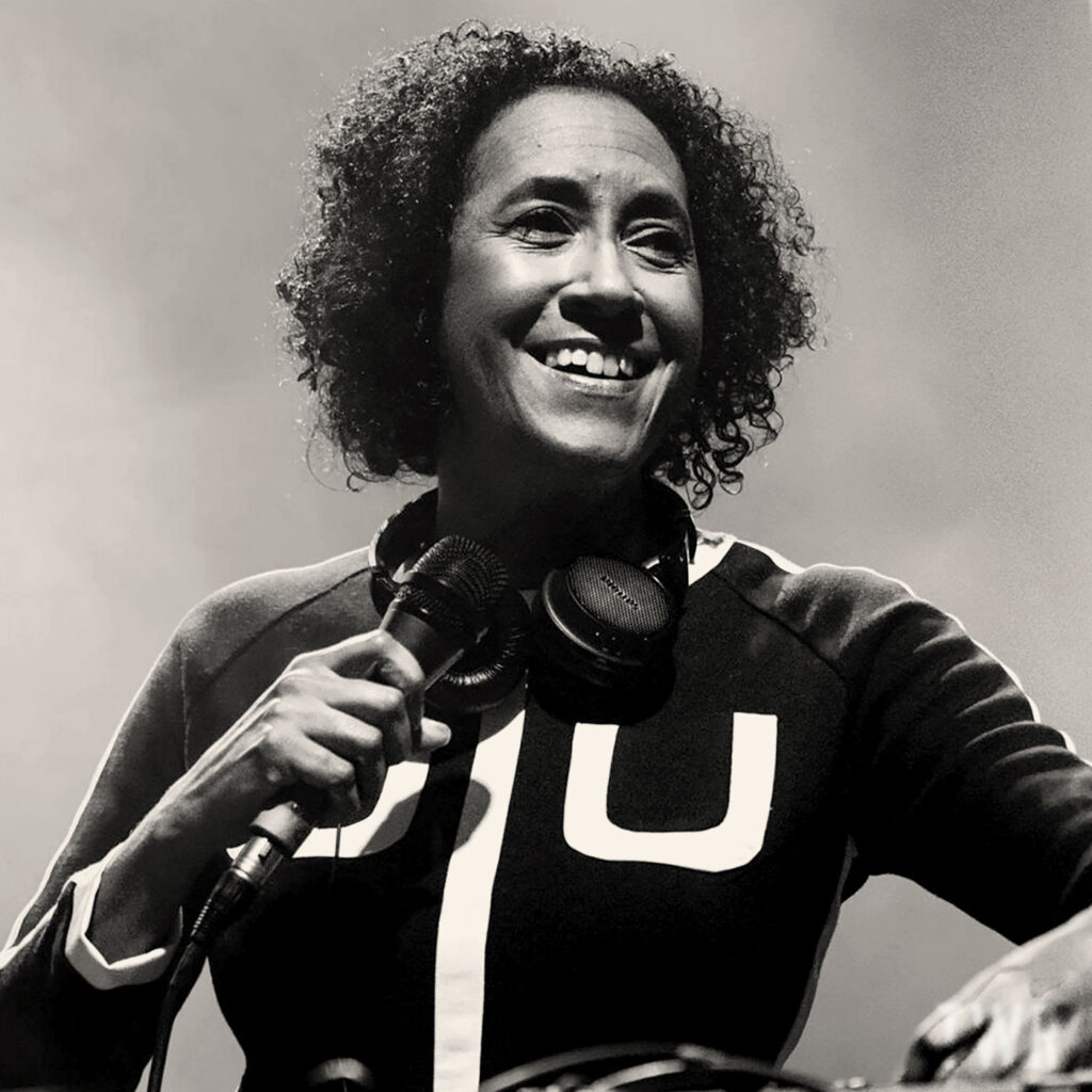 Rhoda-Dakar-Dj-x1400