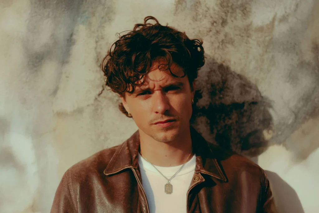 21High-Res-BS-CB-Leading-Press-Pic