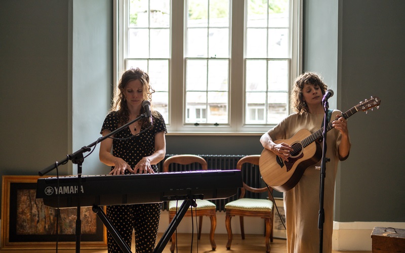 acapela_c750b6bf5f4781a37ebbe563a58c5a1f